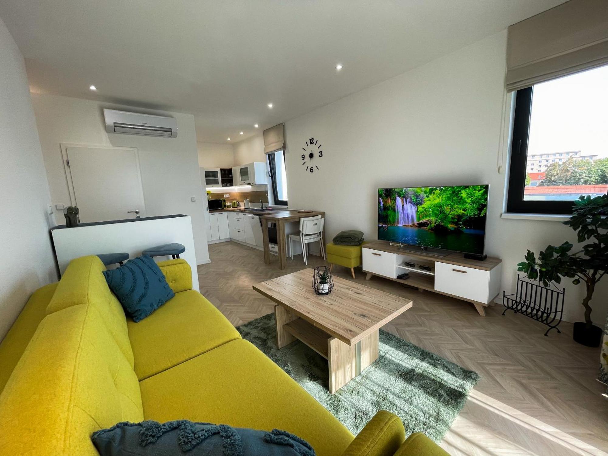 Luxury City Retreat With Terrace Košice Exterior foto